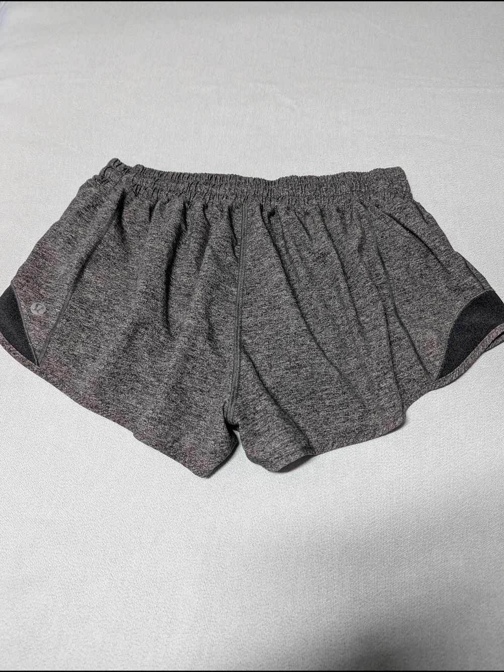 Lululemon Hotty Hot Low-Rise Lined 2.5